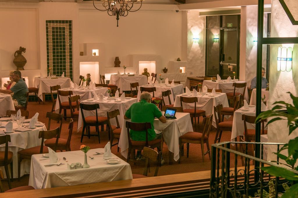 Hotel Bougainvillea San Jose Santo Domingo De Heredia Eksteriør billede